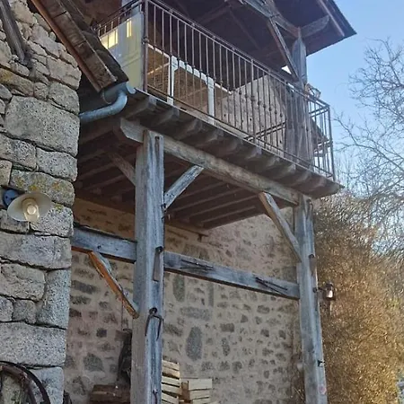 بيت شباب Aux Jardins Du Soulie *